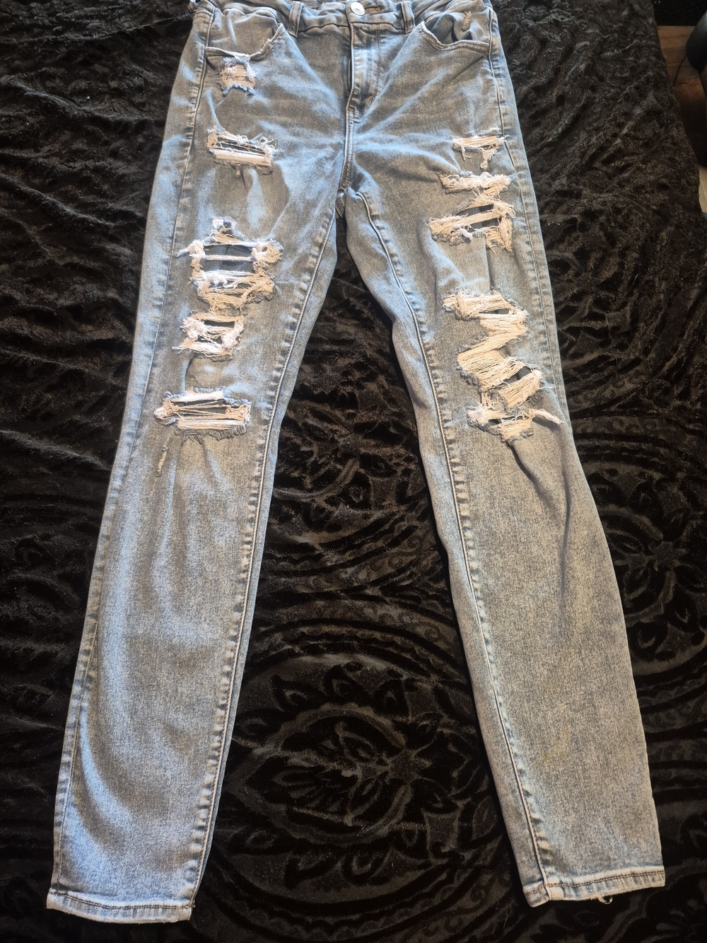 American EAGLE light Blue Distressed Women’s Jeans Size 12 Super Stretch Long